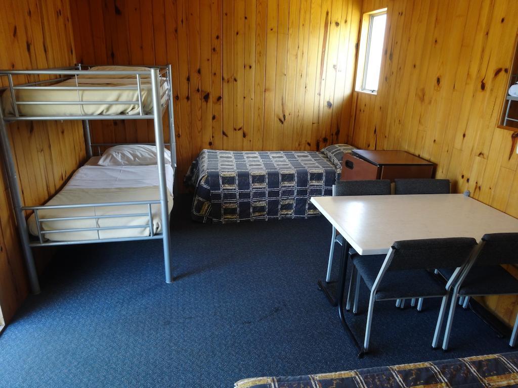 Ninety Mile Beach Holiday Park Waipapakauri Bilik gambar
